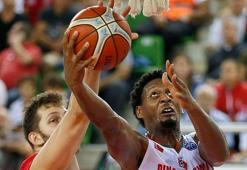 Jones ve Taylor haftanın takımına seçildi