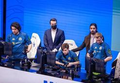 Worlds 2021'de grup aşaması tamamlandı