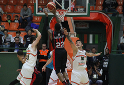 Banvit - Eskişehir Basket: 55-58