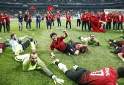 Şampiyonlara özel klip!