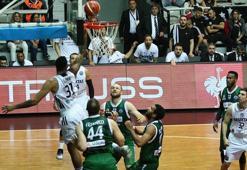 Beşiktaş yenilgiyle başladı