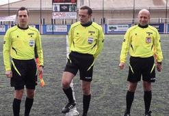 Cüneyt Çakır amatörde maç yönetti