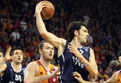 Efes, Aslan'ı geçti: 67-78