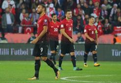 Spor yazarları Türkiye - İzlanda maçını yorumladı