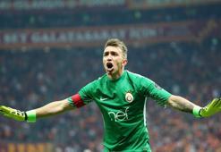 Muslera, Galatasaray'da 3. kez 'dalya' diyecek