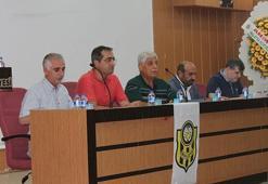 Yeni Malatyaspor'da Divan Kurulu'nun toplantısından birlik ve beraberlik mesajı