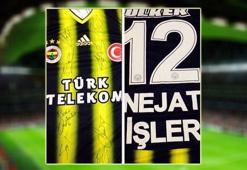 Fenerbahçeli futbolculardan Nejat İşer'e jest