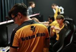 Royal Bandits, Broken Blade ile yolların ayrıldığını açıkladı