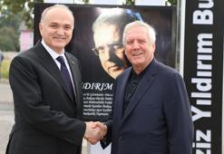 Aziz Yıldırım, Düzce'de isminin verildiği bulvarı gezdi