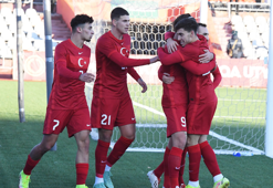 Ümit Milliler, Kazakistan'ı Enis Destan'ın golüyle geçti