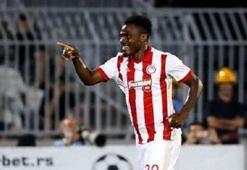 Emmanuel Emenike maça damgasını vurdu!