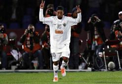 Ronaldinho tek başına yetmedi