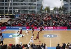 Havaalanında kazanan Bayern
