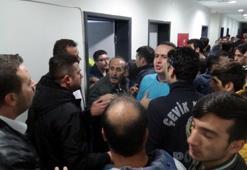 Voleybol maçı sonrası soyunma odasında hakeme tepki