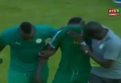 Liverpool'un yıldızı Sadio Mane gözyaşlarına boğuldu!