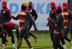 Aslan pusuya yattı