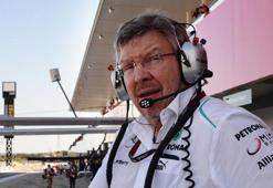 Brawn: Zorunlu pit stop uygulaması yanlış olur