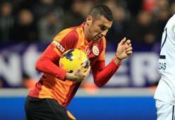 Burak boş geçmiyor