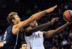 Andolu Efes farklı geçti: 88-65