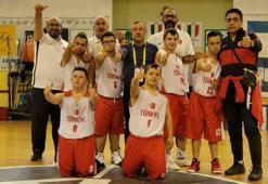 Down Sendrom basketbolcular, İtalya'yı 14-10 yenerek 2'de 2 yaptı!