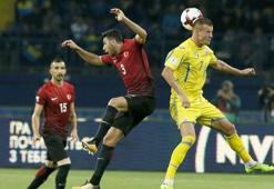 "Federasyon, Mehmet Topal'ı stoper oynatmayı yasaklasın"