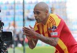 Yeni Malatya'da Reyes ve Welliton sesleri