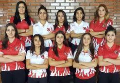Yıldız milli güreşçiler, dünya arenasına çıkıyor