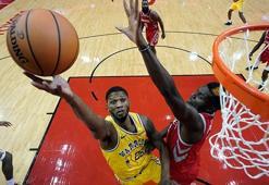 Houston Rockets, Golden State Warriors'ı evinde rahat geçti