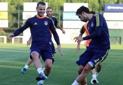 Fenerbahçe Başakşehir'e bileniyor