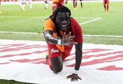 Aslan'da Gomis çılgınlığı