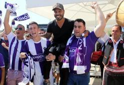 Alanzinho ve Bangura taraftarlarla buluştu