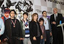 Atatürk Kupası Satranç Turnuvası ödül töreni gerçekleştirildi