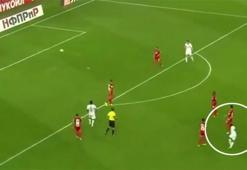 Manuel Fernandes kaleciyi böyle avladı!
