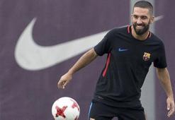 Arda, Barcelona'da kadroya döndü