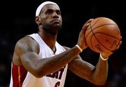 LeBron James rekor peşinde