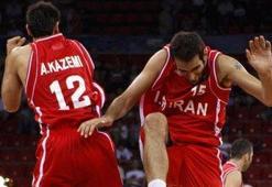 İran'dan ilk zafer: 71-58