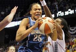 WNBA'de Aslan kalmadı
