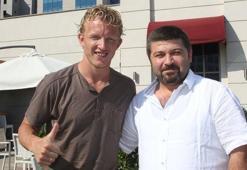 Kuyt: Bu takımın tamamı biraz deli!