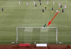 Orta sahadan şahane gol!