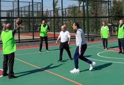 Cumhurbaşkanı Erdoğan'dan danışmanları ve bakanlar ile basketbol maçı