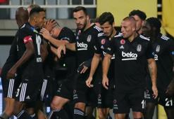 Son Dakika | Beşiktaş'ın Ajax maçı kamp kadrosu açıklandı