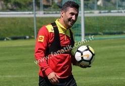 Sabri Sarıoğlu Göztepe kampında neşe saçtı