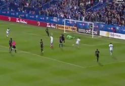 Blerim Dzemaili'den müthiş gol!