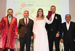 Milli güreşçi Yasemin Adar, dünya evine girdi