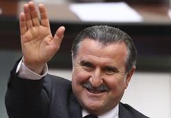 Osman Aşkın Bak kimdir nereli? Yeni spor bakanı...