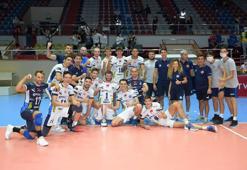7. TSYD İzmir Voleybol Turnuvası'nda şampiyon Arkas Spor