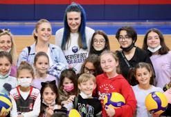 Meryem Boz, Eskişehir'de adını taşıyan akademinin açılışına katıldı