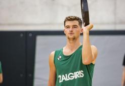 Beşiktaş'ın yeni transferi Steve Vasturia, basketbol kariyerini noktaladı