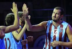 Basketbolcular Ayder Yaylası'nda