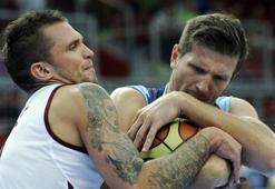 Letonya, Rolands Freimanis'le güzel: 86-75